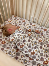 Load image into Gallery viewer, Bouquet Sleep Bag
