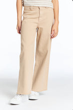 Load image into Gallery viewer, High Rise Wide Leg Crop Pant
