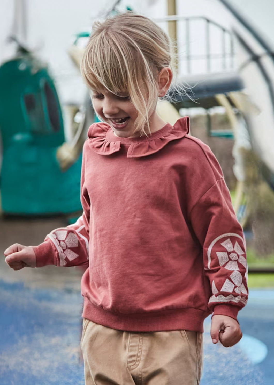 Ruffle Collar Sweatshirt