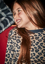 Load image into Gallery viewer, Wide Band Print Sweater

