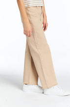 Load image into Gallery viewer, High Rise Wide Leg Crop Pant
