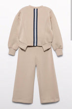 Load image into Gallery viewer, Knit Pant Set w Buttons
