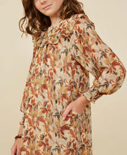 Load image into Gallery viewer, Ruffle Detail Foliage Print
