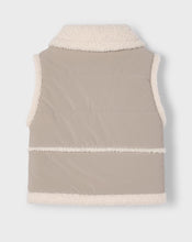 Load image into Gallery viewer, Sherpa Vest
