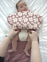 Load image into Gallery viewer, Blossom Swaddle Bag
