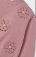 Load image into Gallery viewer, Blush Flower Pullover
