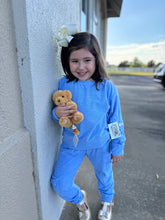 Load image into Gallery viewer, Blue Zebra Cargo Pant
