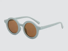 Load image into Gallery viewer, Retro Sunnies
