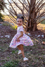 Load image into Gallery viewer, Morning Meadows Pocket Twirl
