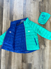 Load image into Gallery viewer, Green/Navy Reversible Puffer
